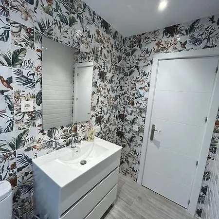 公寓 La Casa Del Muelle 阿维莱斯