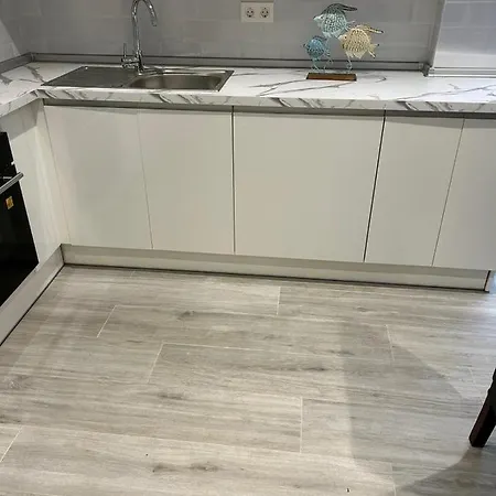 La Casa Del Muelle * 阿维莱斯